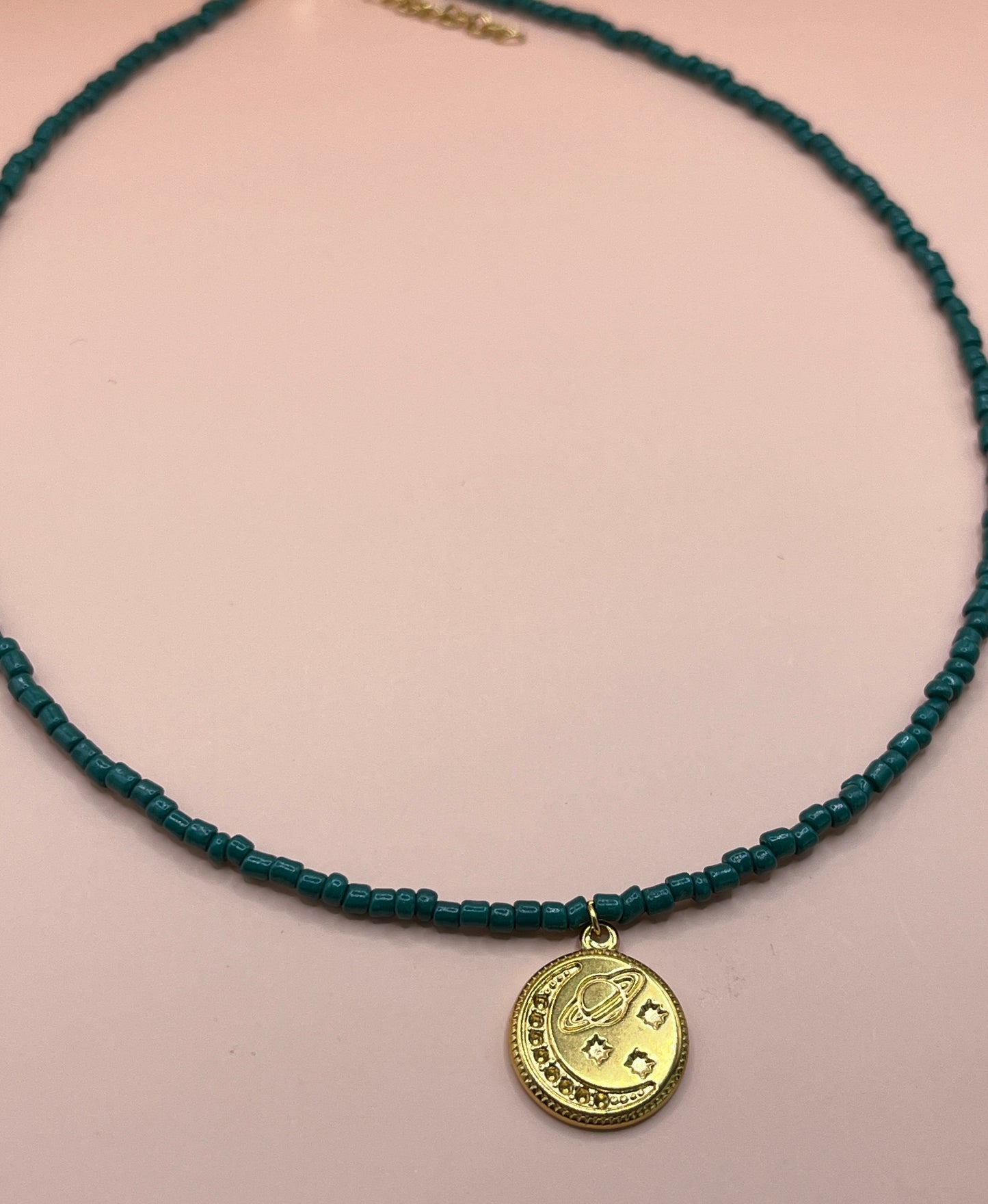 collier perles vert