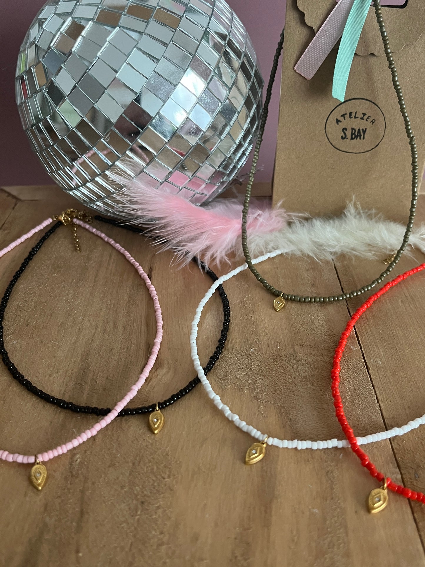 perles collier minimaliste