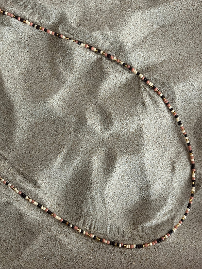 collier sautoir marron